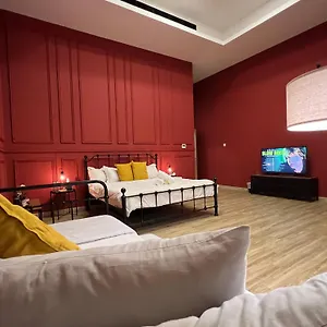  Проживание в семье Casa Shakhbout